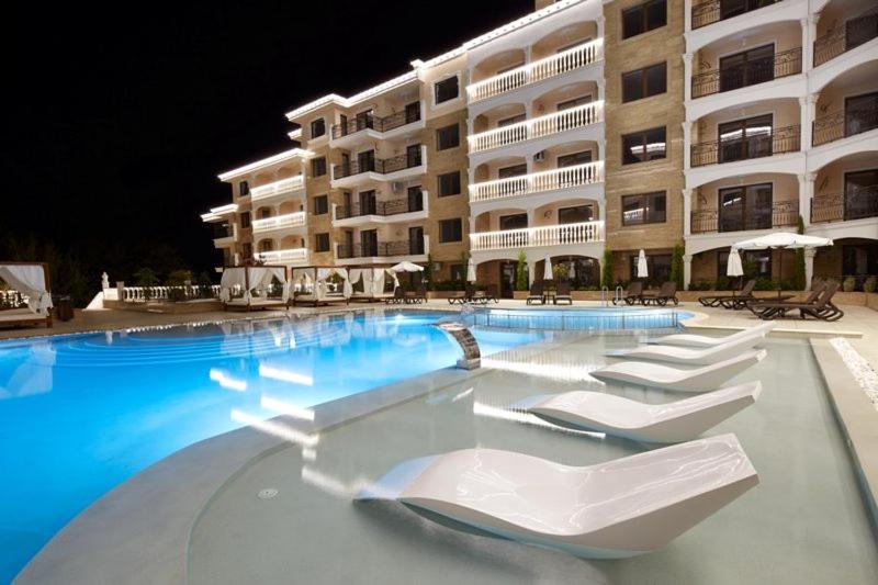 Valencia Gardens Deluxe Apartments Nessebar Eksteriør billede