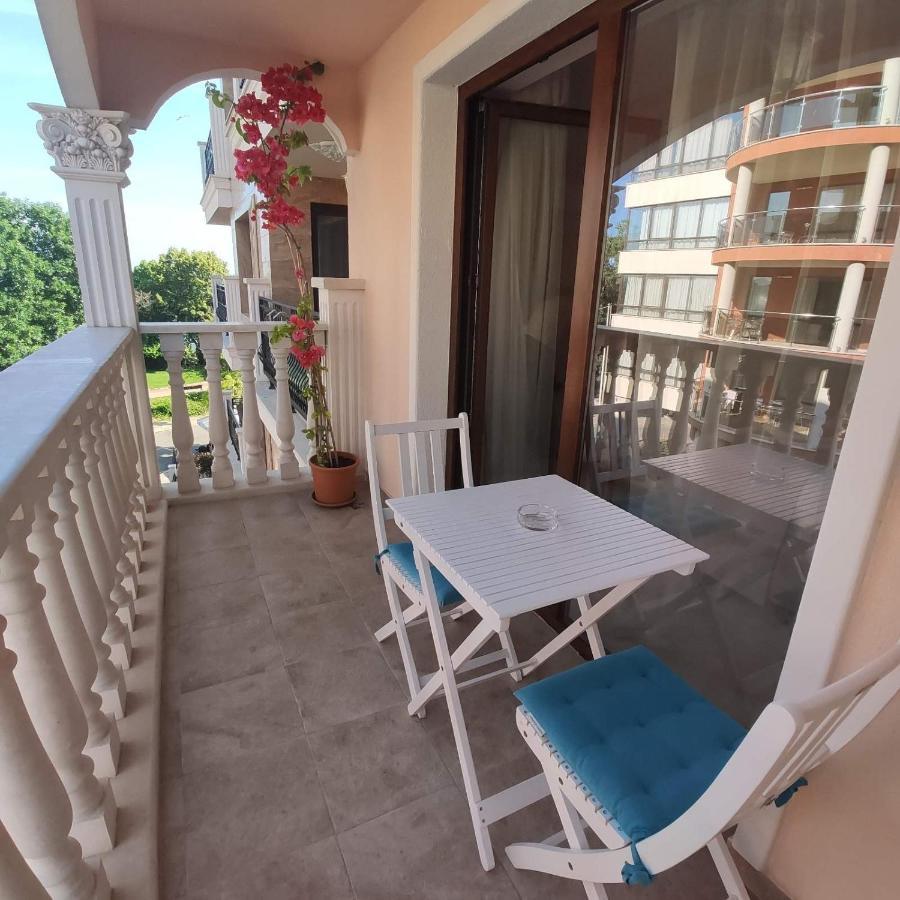 Valencia Gardens Deluxe Apartments Nessebar Eksteriør billede